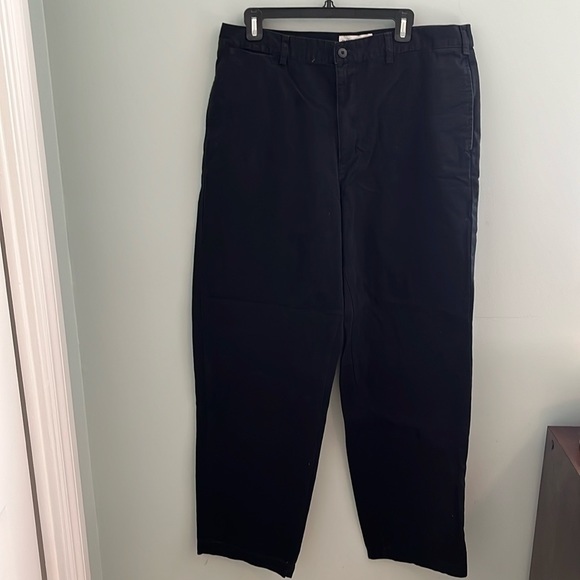 Old Navy Other - Old Navy Black men’s plain front khakis - size 36x34 100% cotton.